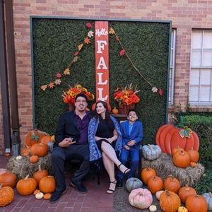 Meet your Posher, Kay